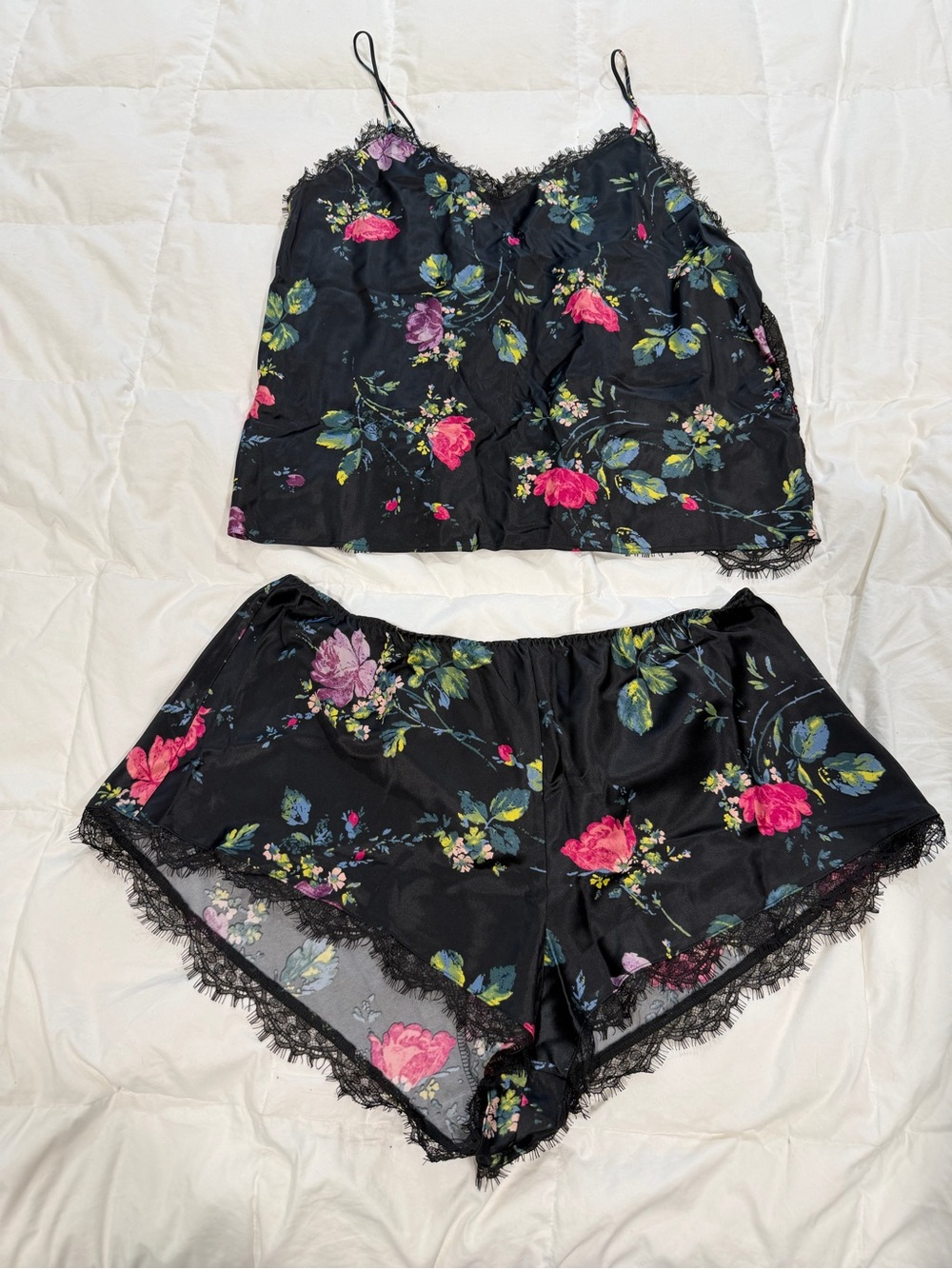 Victoria’s Secret Navy Floral Lace-Trim Satin Cami & Shorts Sleep Set